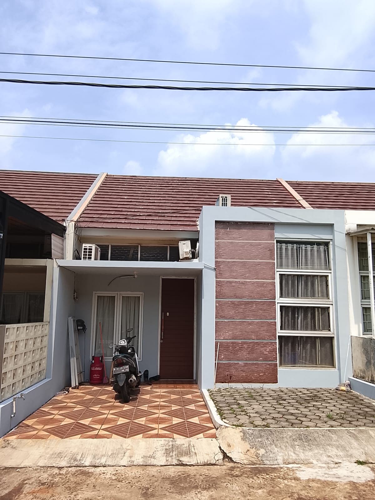 Tampak Depan Rumah